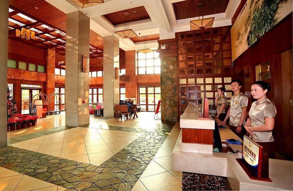 Haiyue Bay Holiday Hotel Sanya Exterior foto